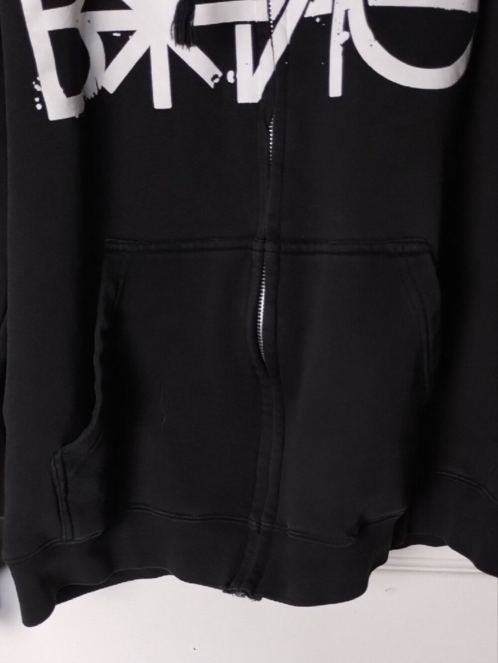 Vintage Billabong Black Zip-Up Hoodie with White Logo and Blue Accent. Size Med - Picture 3 of 12